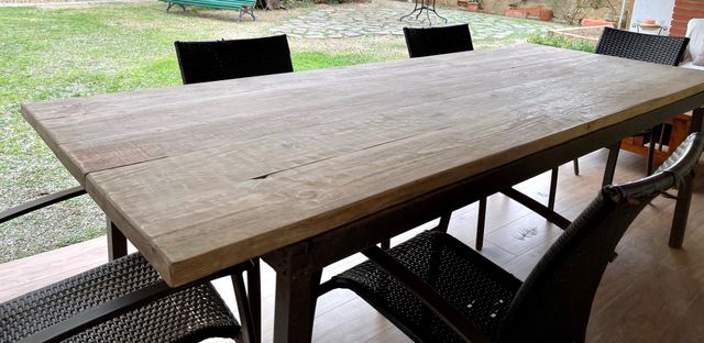 Tablero a medida madera maciza y acabado rústico