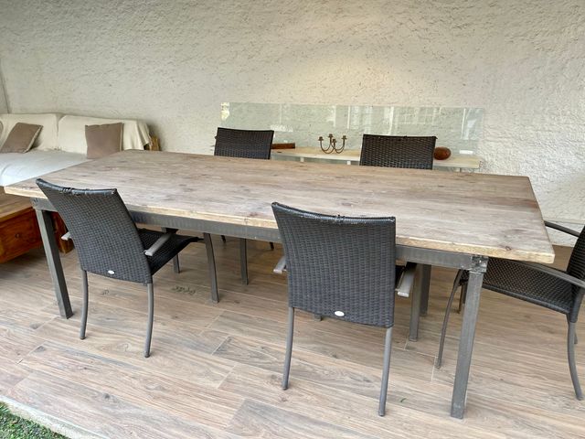 Tablero a medida madera maciza y acabado rústico