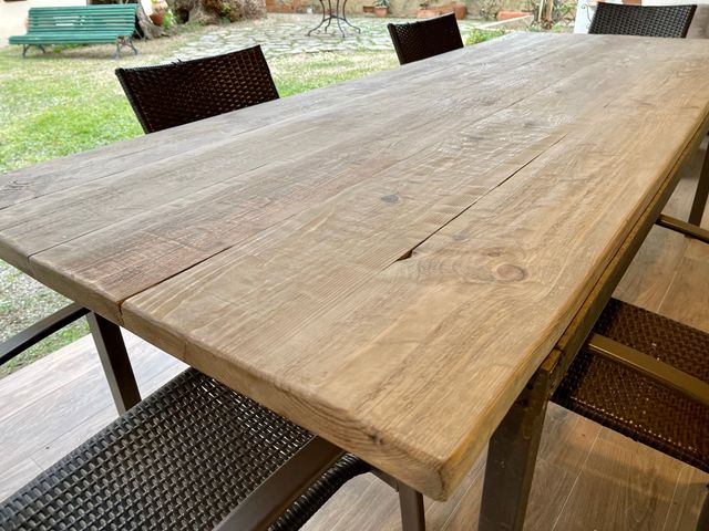 Tablero a medida madera maciza y acabado rústico