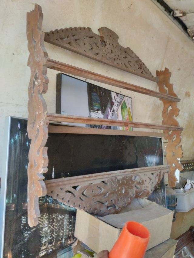 Moble vintage per posar plats