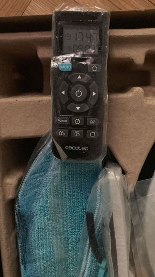 Robot friegasuelos Conga