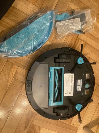 Robot friegasuelos Conga