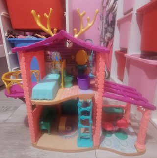 Casa de muñeca enchantimal