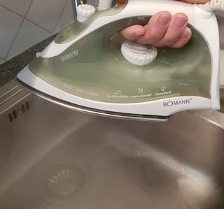 Ferro da stiro Bomann.