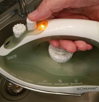 Ferro da stiro Bomann.