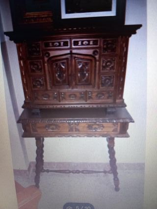 MUEBLES TALLADOS