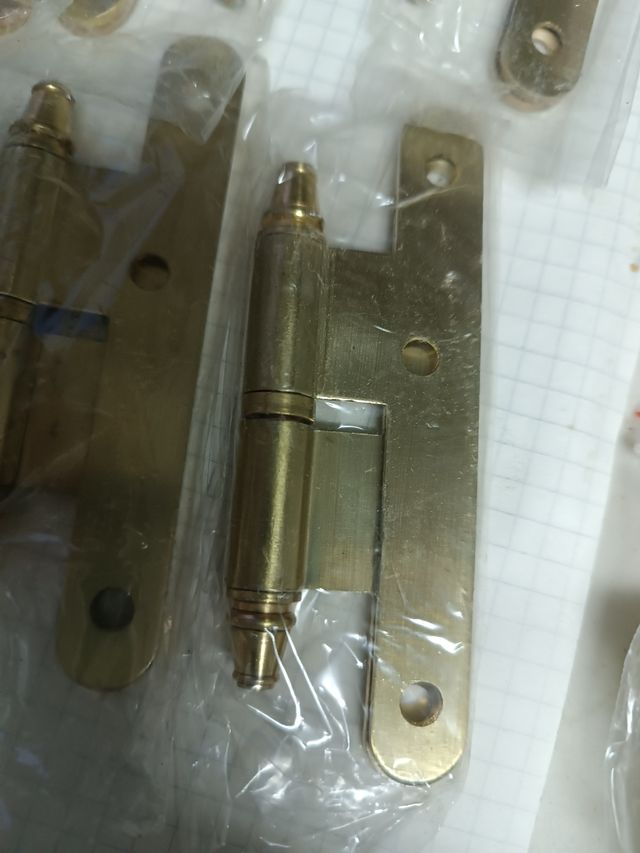 Bisagras puertas de interior 2 tipos