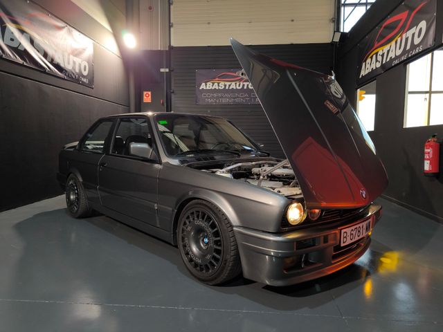 BMW Serie 3 325i Coupe.. Impoluto!!