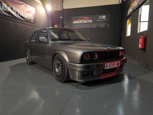 BMW Serie 3 325i Coupe.. Impoluto!!