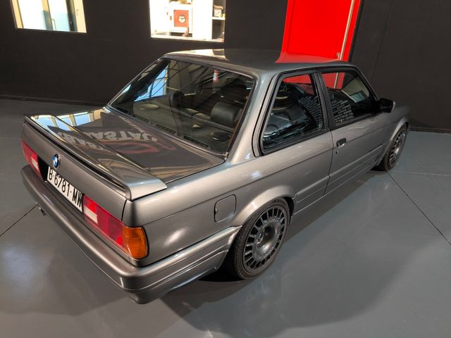 BMW Serie 3 325i Coupe.. Impoluto!!