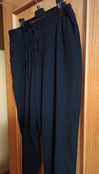 Pantalón ligero T 48 de Pilar Prieto