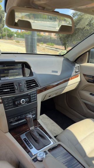 Mercedes-Benz E350 Coupé Avantg. 2012