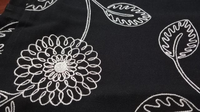 Lote 13 MANTELES 140*140 cm , más 1 OTRO ⬛ (E25)