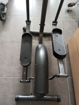 Bicicleta eliptica 100 Decathlon . 3kg