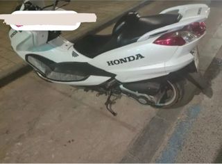 MOTO DE 125cc SE VENDE O SE CAMBIA POR MOTO 49cc