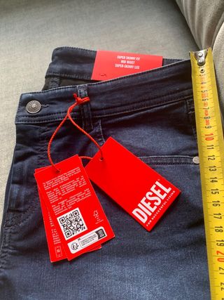 pantalones vaqueros Diesel