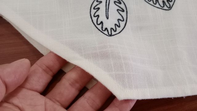 1 Mantel y 7 "Caminos de Mesa" (A80)