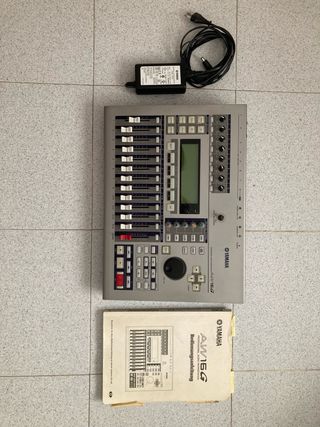 Estacion de trabajo de audio digital Yamaha AW16G