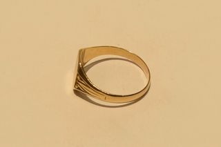 SELLO DE ORO 18K/3.7Gr