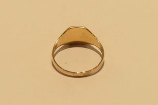 SELLO DE ORO 18K/3.7Gr