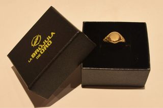 SELLO DE ORO 18K/3.5Gr