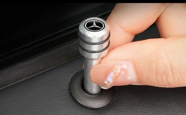 Pestillo Puerta Mercedes Estrella Fuengirola