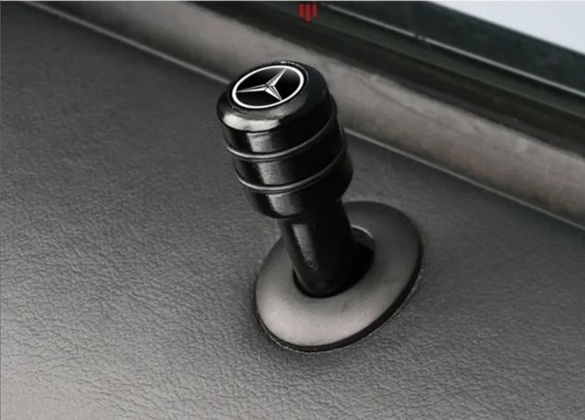 Pestillo Puerta Mercedes Estrella Fuengirola