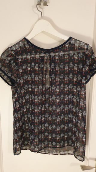 Blusa robots tejido transparente