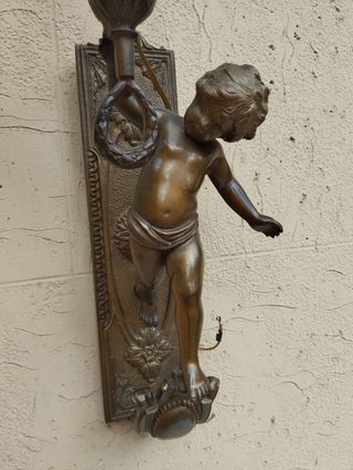 Antica coppia applique bronzo putti con paralumi