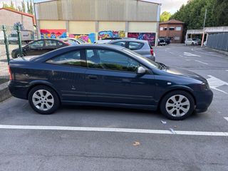 Opel Astra bertone 2001