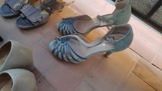 Zapatos de tacón de piel