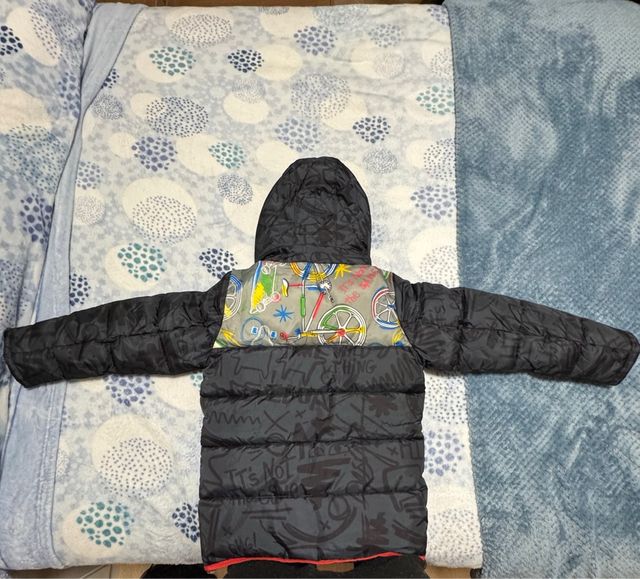 Chaqueta desigual de niño