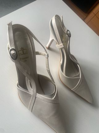 Zapatos novia elegantes. Talla 40