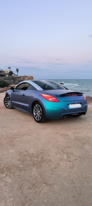 Peugeot RCZ 2011