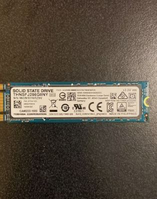 SSD NVME TOSHIBA M.2 2280 de 256 GB de segunda mano