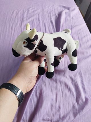 El gallo Bartolito y la vaca Lola