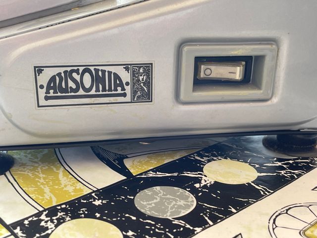 Affettatrice elettrica Ausonia