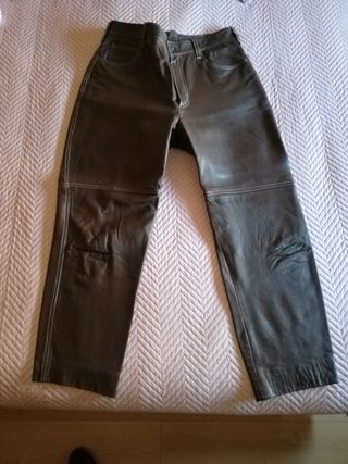 Pantalón de cuero/ napa