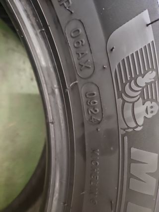 235/50-18 Michelin Crossclimate 2 
