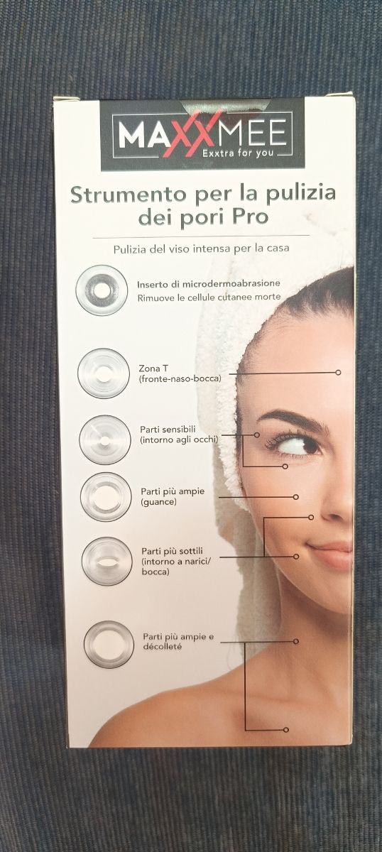 Strumento per la pulizia dei pori