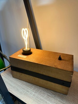 Lampada da scrivania/mobile