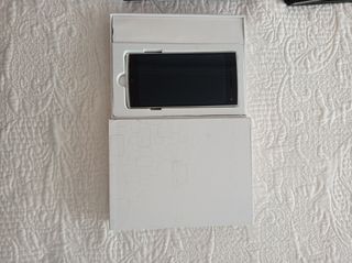 Vendo portátil y 4 moviles