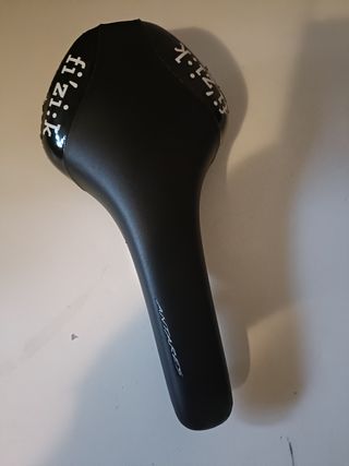 Sellino bici da corsa Fizik Antares