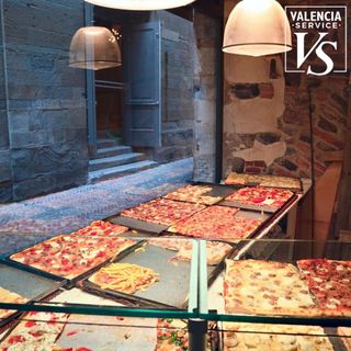 0596 - PIZZERÍA COMIDA PARA LLEVAR EN JESÚS