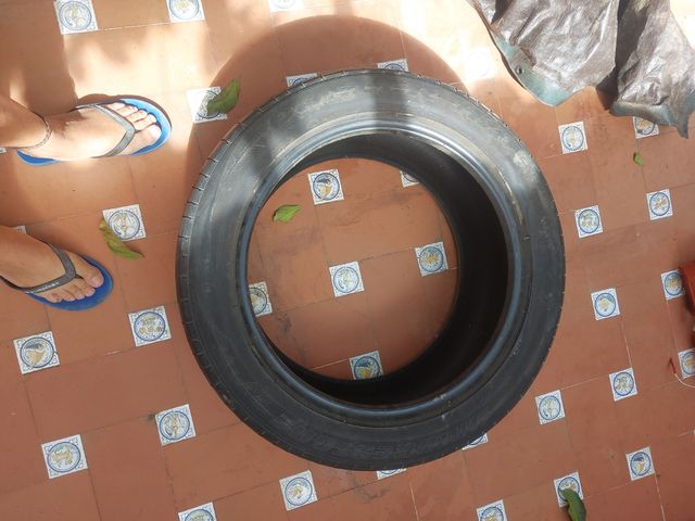 Rueda 275/45R19 Bridgestone