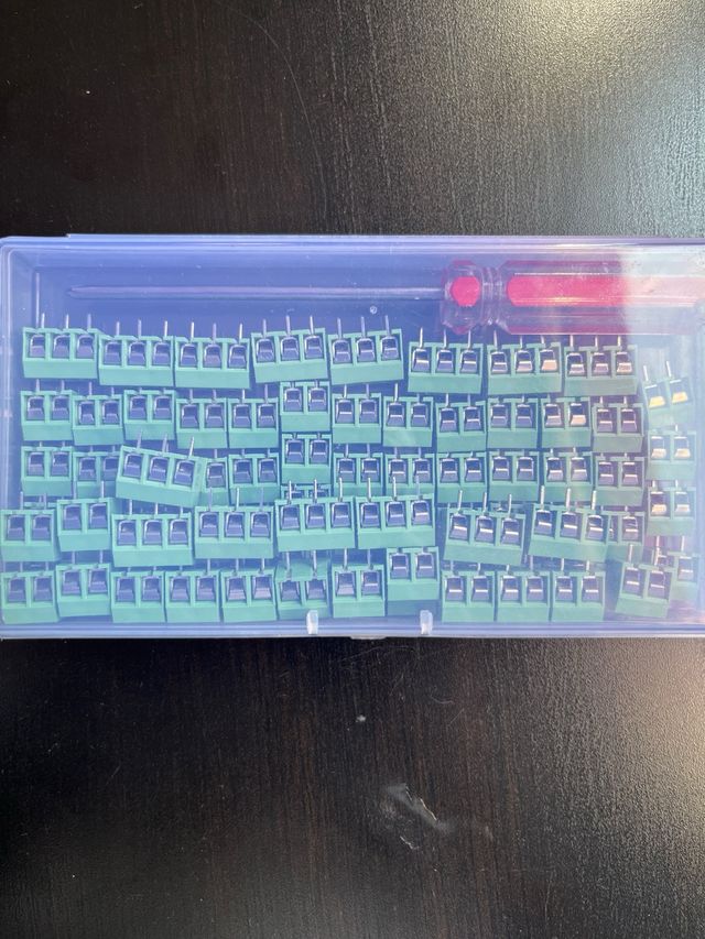 Pines Conector (Bornas)