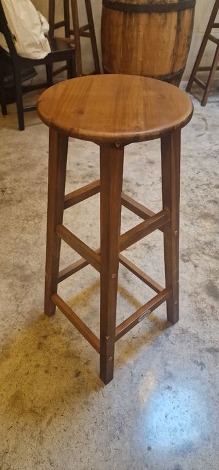 Taburetes de barra de madera