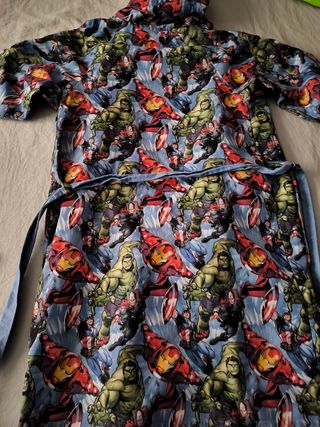 3,50 /U € Albornoz para piscina 122/128cm 6/8 a