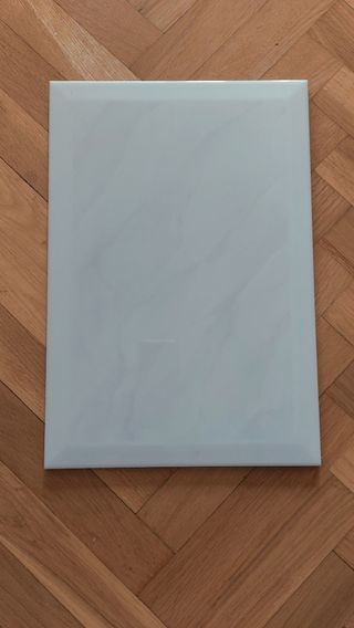15 Plaquetas Tau Cerámica 36.5 x25 cm