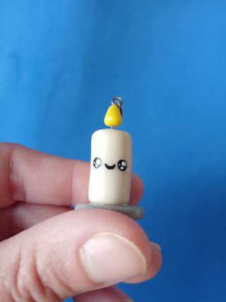 Abalorio con forma de vela